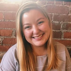 Meet your Posher, Ellen 💁🏼‍♀️